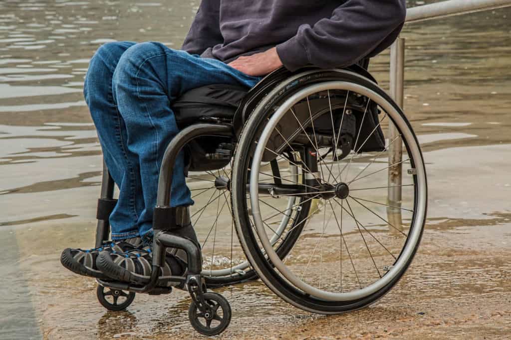 Traumatic spinal cord injury lawyer accident attorney quadriplegic paraplegic